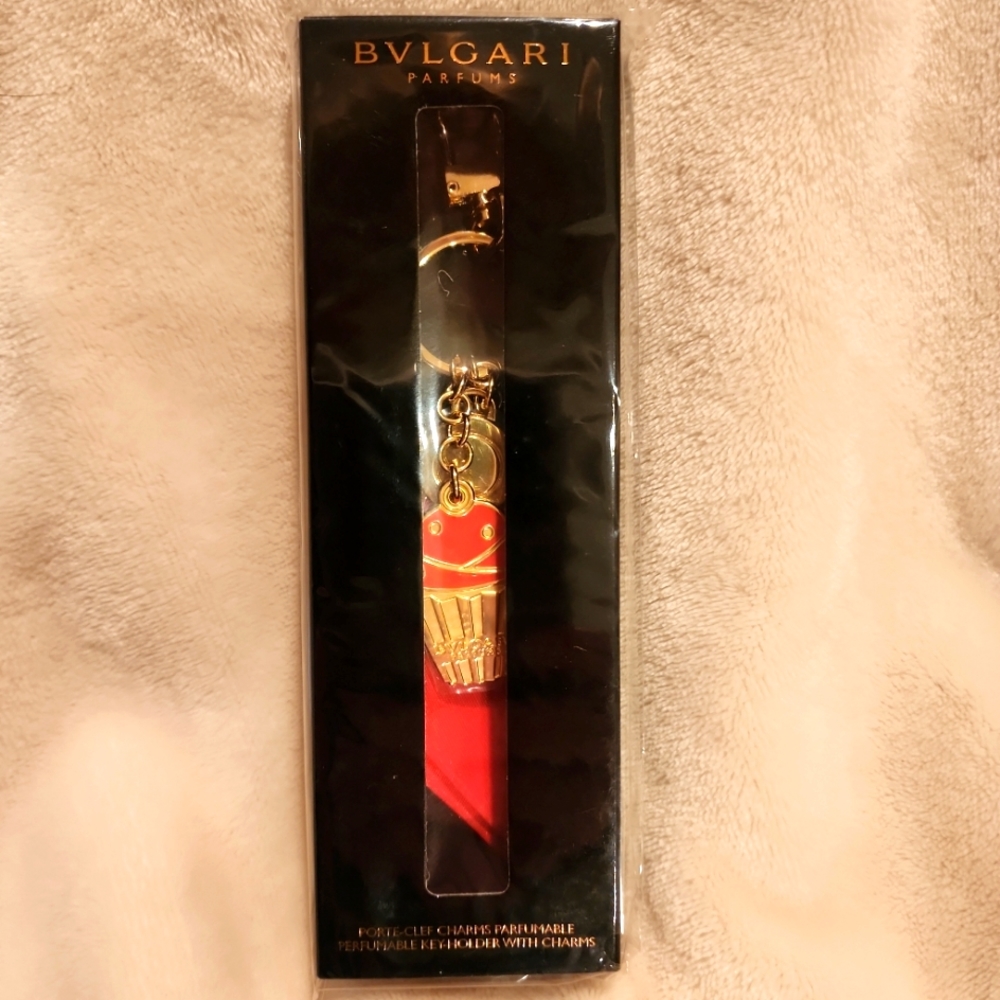 New In Box Bulgari Parfums Key-holder with charms